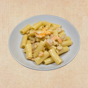 Rigatoni con Gambas al Ajillo, plato casero saludable de Los Paques de Juan.