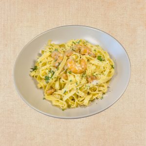 Tagliatelle con Gambas al Ajillo, plato casero saludable de Los Paques de Juan.