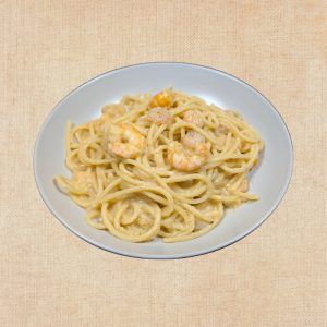 Spaghetti con Gambas al Ajillo, plato casero saludable de Los Paques de Juan.