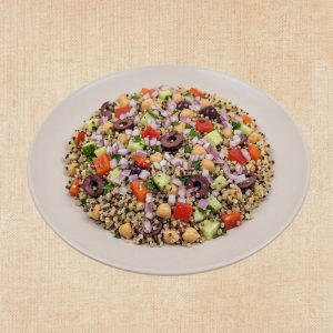 Bowl Mediterraneo con Quinoa, plato casero saludable de Los Paques de Juan.